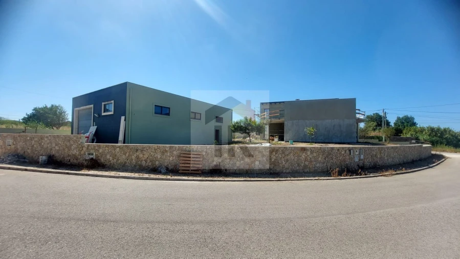 Moradia T3 para Venda em Caldas da Rainha - Santo Onofre e Serra do Bouro Foto 11