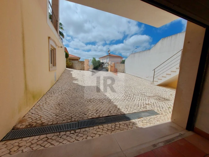 Moradia T5 para Venda em Tornada e Salir do Porto Foto 25