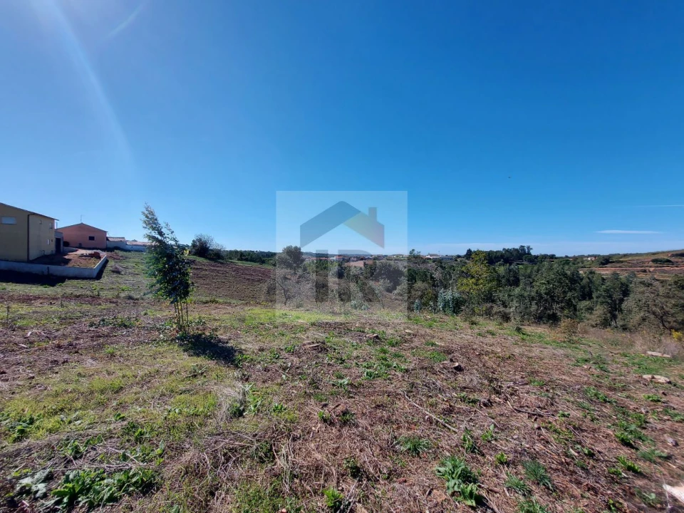 Terreno para Venda em Alvorninha Foto 10