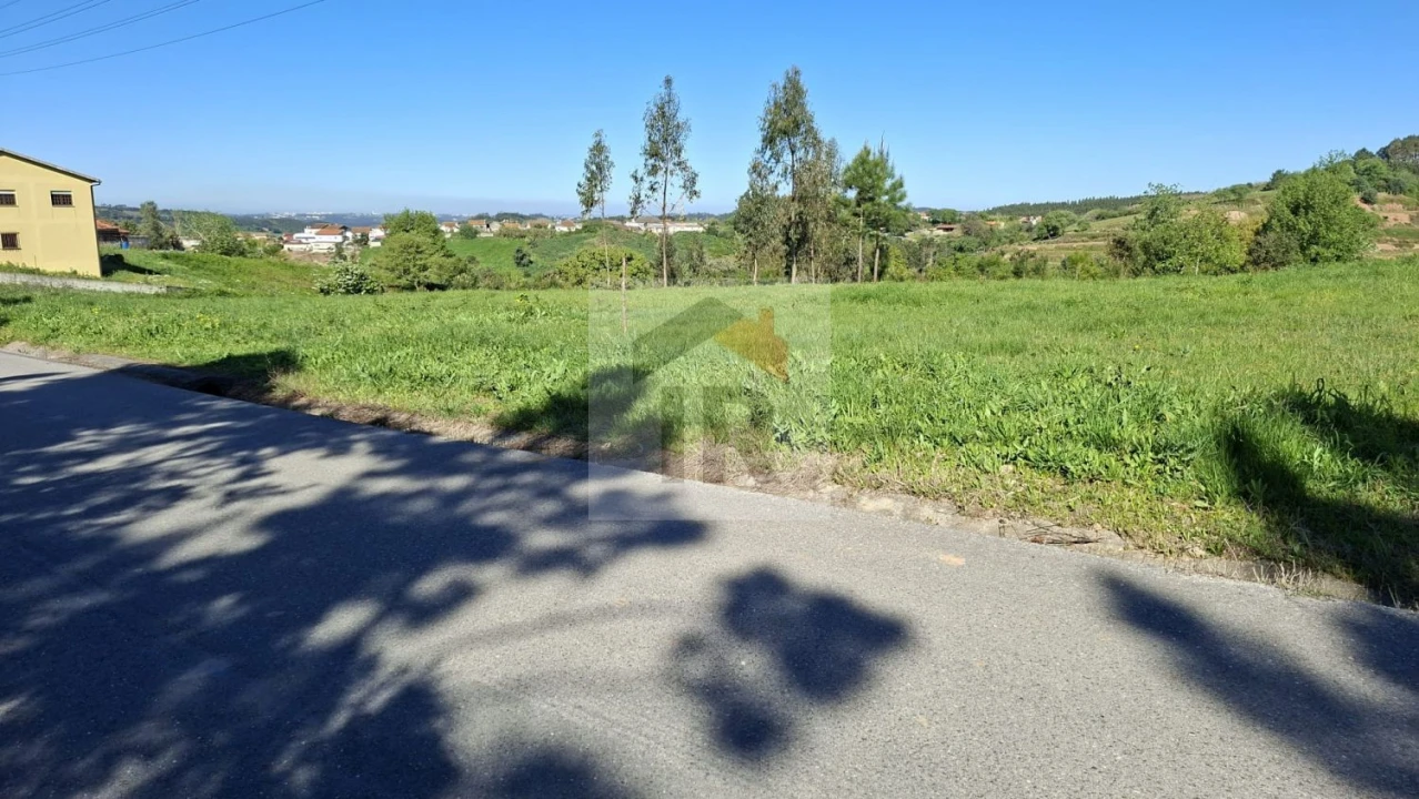 Terreno para Venda em Alvorninha Foto 6
