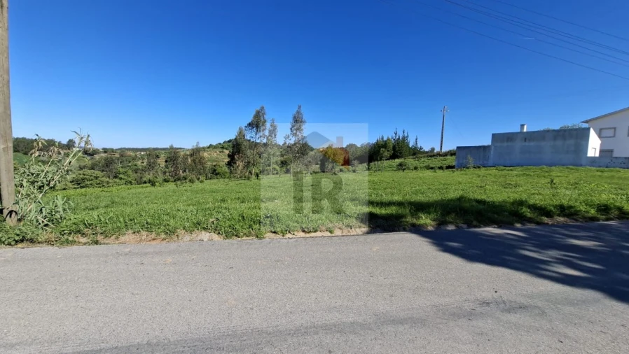 Terreno para Venda em Alvorninha Foto 2