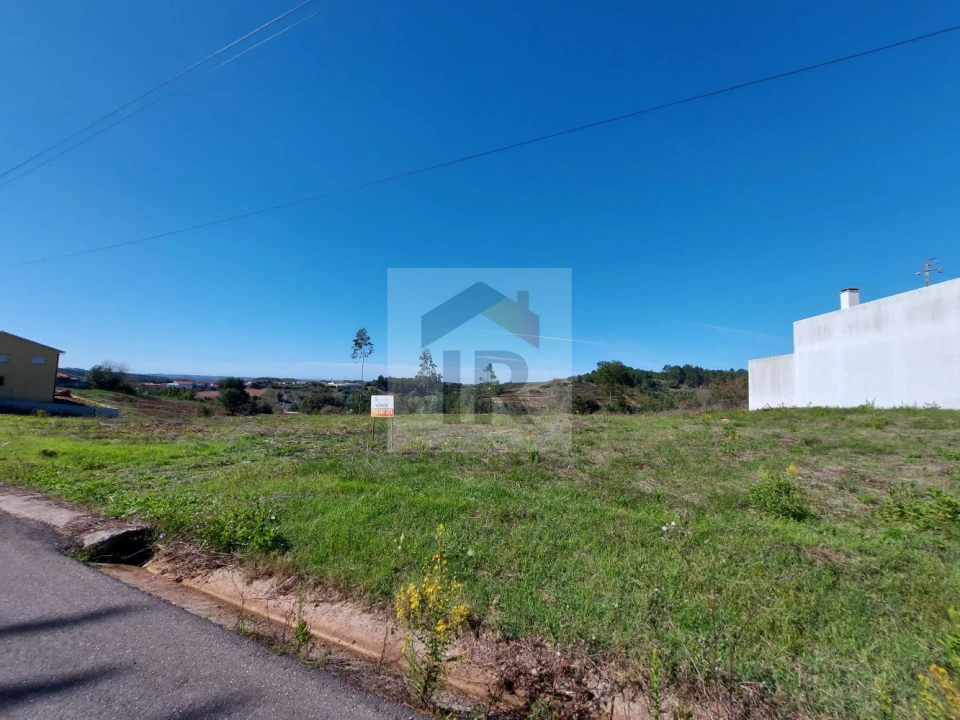 Terreno para Venda em Alvorninha Foto 13