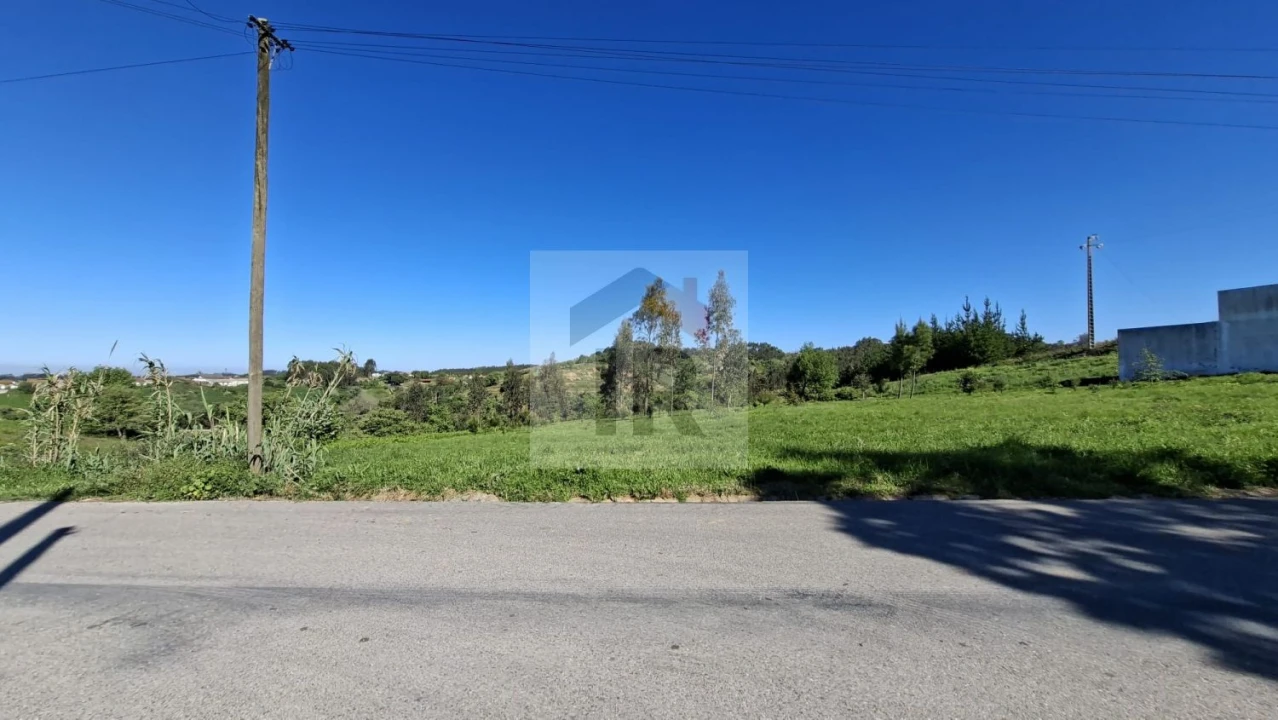 Terreno para Venda em Alvorninha Foto 3