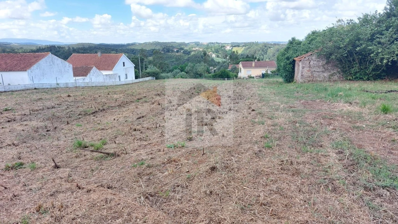 Terreno para Venda em Alvorninha Foto 8