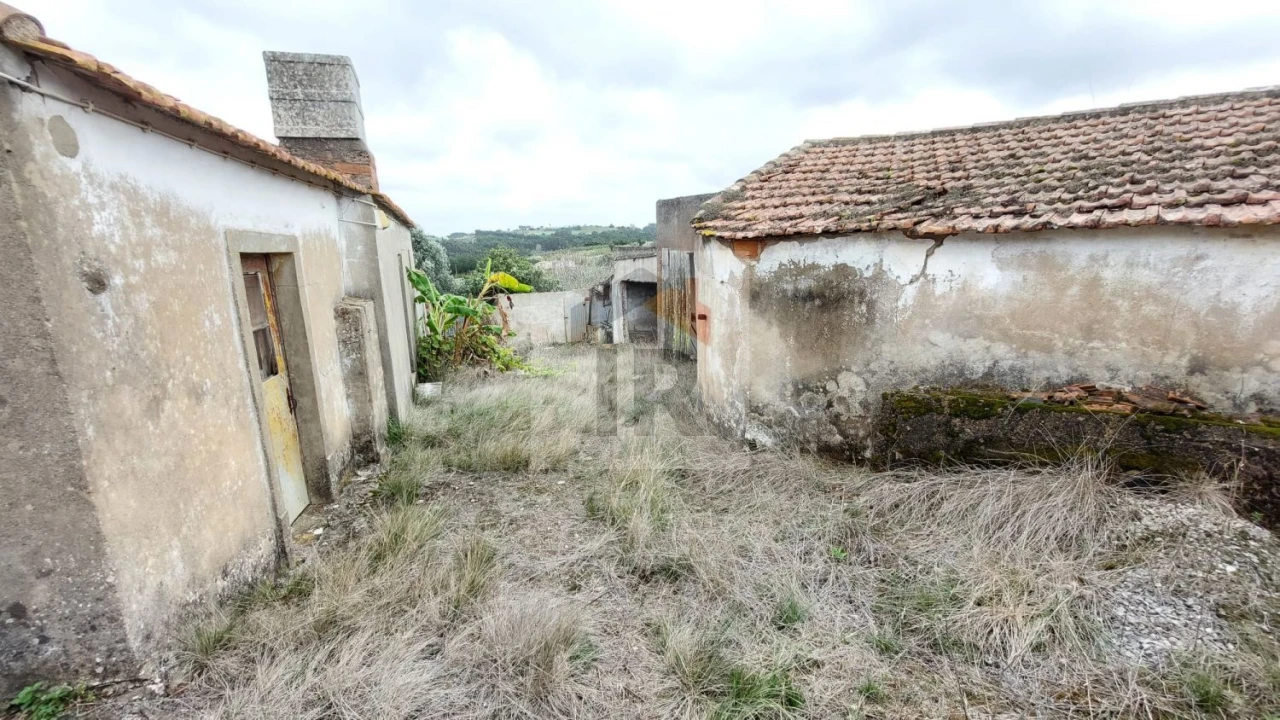 Moradia T2 para Venda em A dos Negros Foto 5