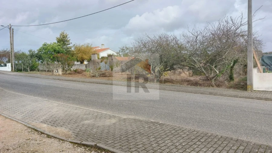 Moradia T2 para Venda em A dos Negros Foto 7