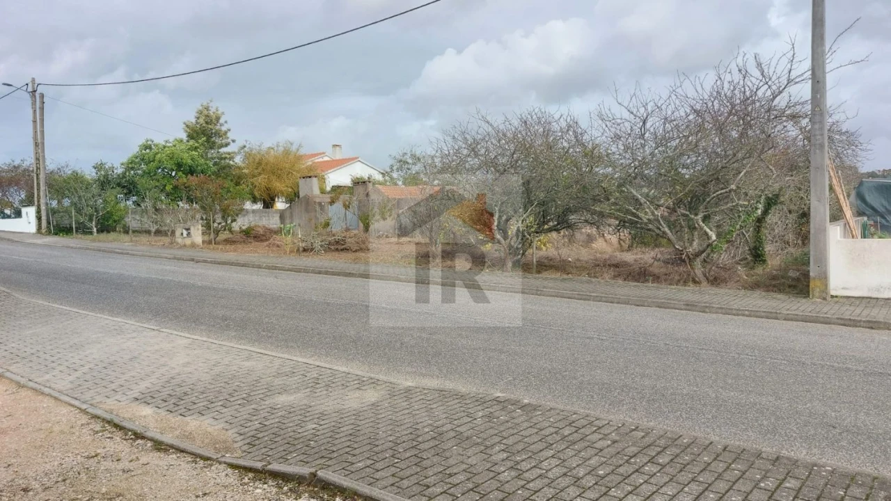 Moradia T2 para Venda em A dos Negros Foto 7