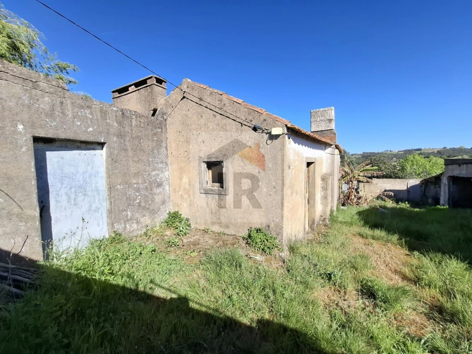 Moradia T2 para Venda em A dos Negros Foto 7