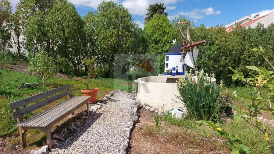 Moradia T6 para Venda em Alvorninha Foto 15