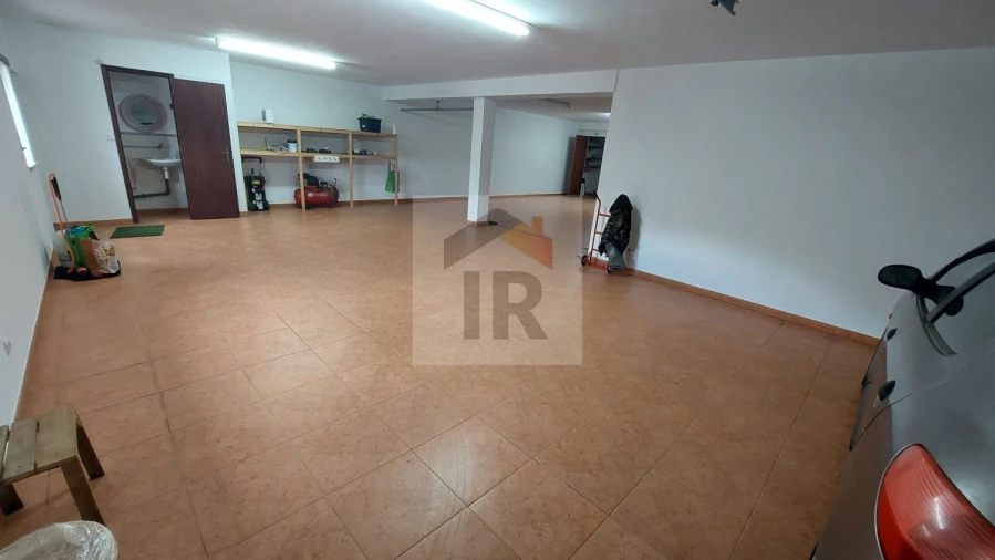 Moradia T6 para Venda em Alvorninha Foto 56