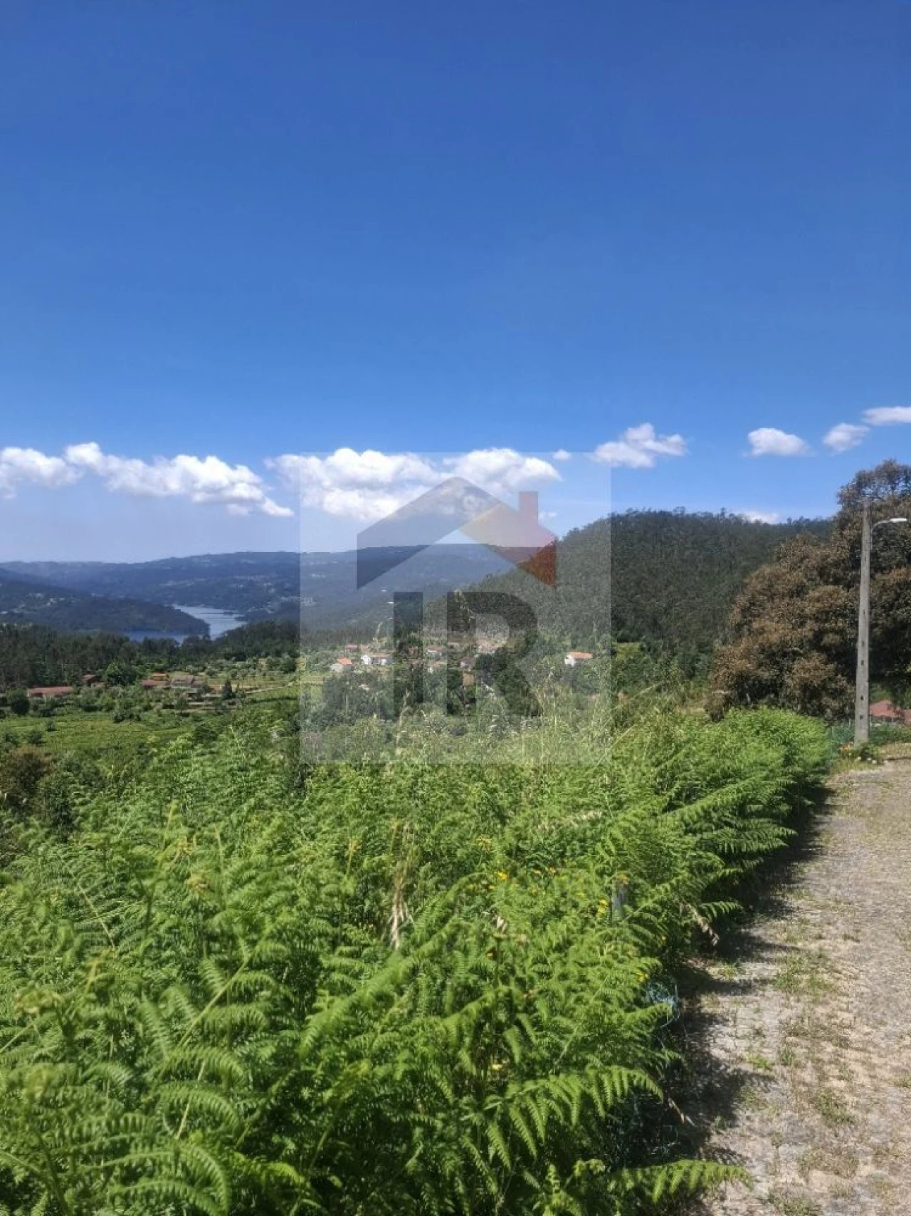 Moradia T3 para Venda em Valadares Foto 3