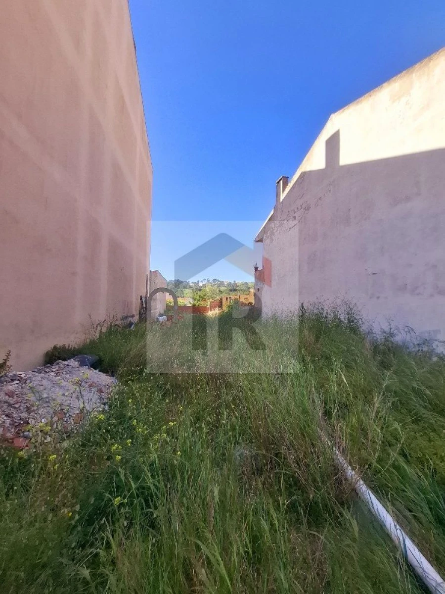 Terreno para Venda em Foz do Arelho Foto 1