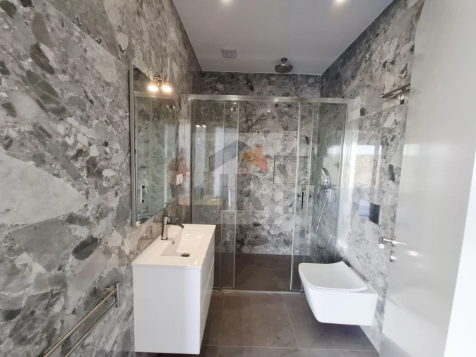 Moradia T5 para Venda em Alfeizerão Foto 20