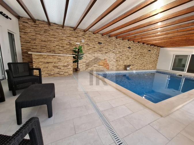 Moradia T5 para Venda em Alfeizerão Foto 9