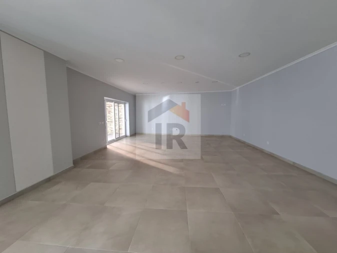 Moradia T5 para Venda em Alfeizerão Foto 6