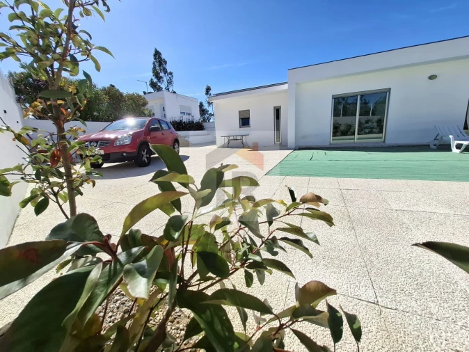 Moradia T3 para Venda em Nossa Senhora do Pópulo, Coto e São Gregório Foto 2