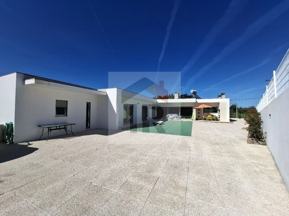 Moradia T3 para Venda em Nossa Senhora do Pópulo, Coto e São Gregório Foto 6