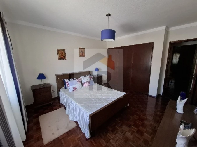 Moradia T3 para Venda em Atouguia da Baleia Foto 17