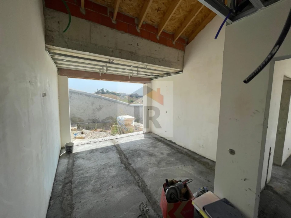 Moradia T2 para Venda em Alvorninha Foto 14