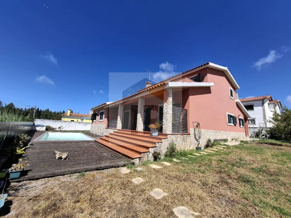 Moradia T5 para Venda em Caldas da Rainha - Santo Onofre e Serra do Bouro Foto 5