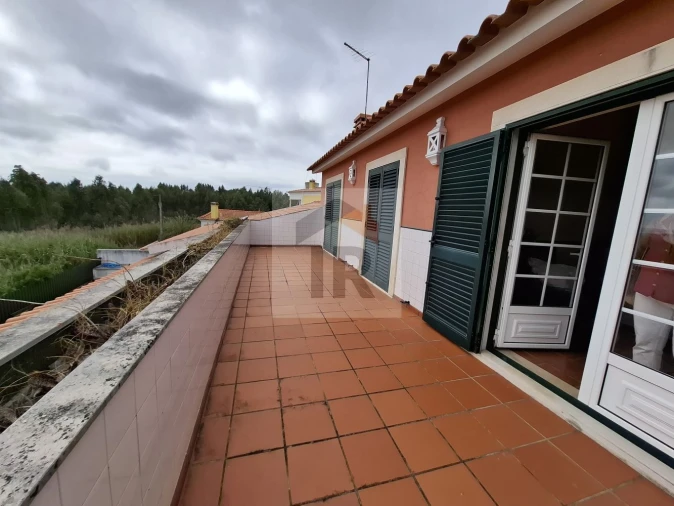 Moradia T5 para Venda em Caldas da Rainha - Santo Onofre e Serra do Bouro Foto 26