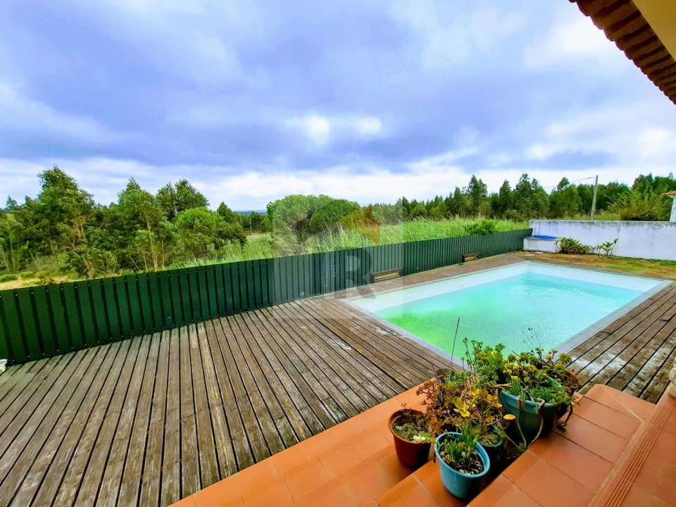 Moradia T5 para Venda em Caldas da Rainha - Santo Onofre e Serra do Bouro Foto 6