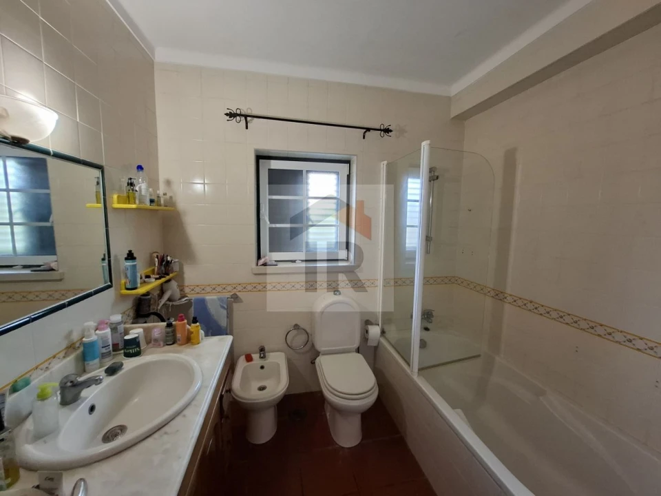 Moradia T5 para Venda em Caldas da Rainha - Santo Onofre e Serra do Bouro Foto 19