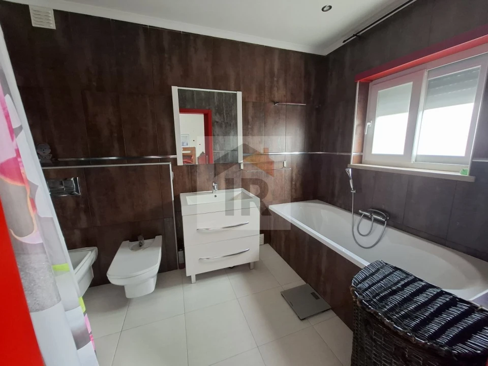 Moradia T3 para Venda em Nossa Senhora do Pópulo, Coto e São Gregório Foto 19