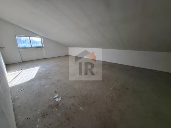 Moradia T3 para Venda em A dos Negros Foto 26