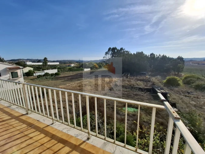 Moradia T3 para Venda em A dos Negros Foto 23