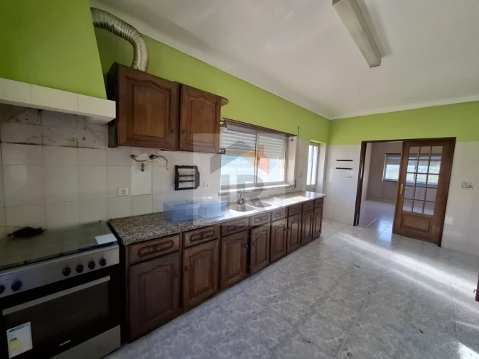 Moradia T3 para Venda em A dos Negros Foto 16