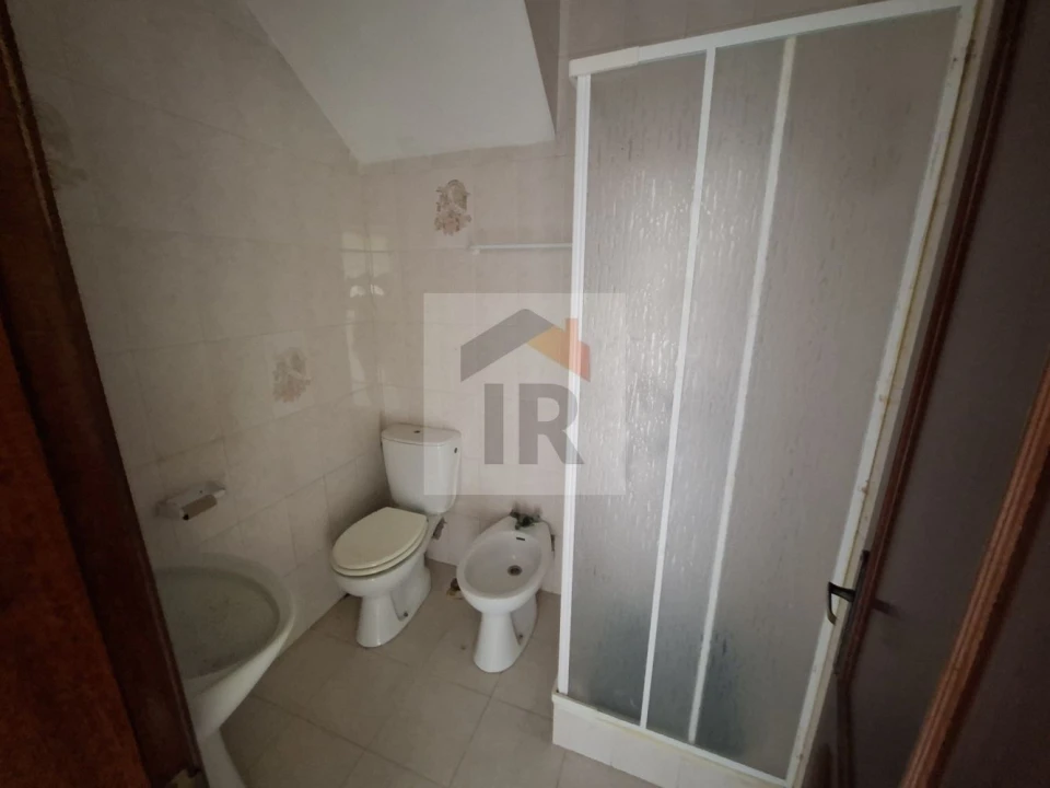 Moradia T3 para Venda em A dos Negros Foto 17