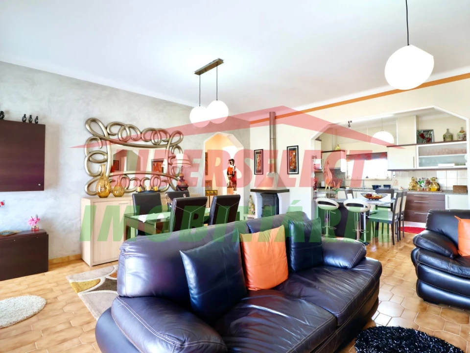 Moradia T4 para Venda em A dos Cunhados e Maceira Foto 6