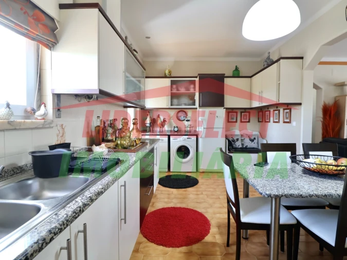 Moradia T4 para Venda em A dos Cunhados e Maceira Foto 15