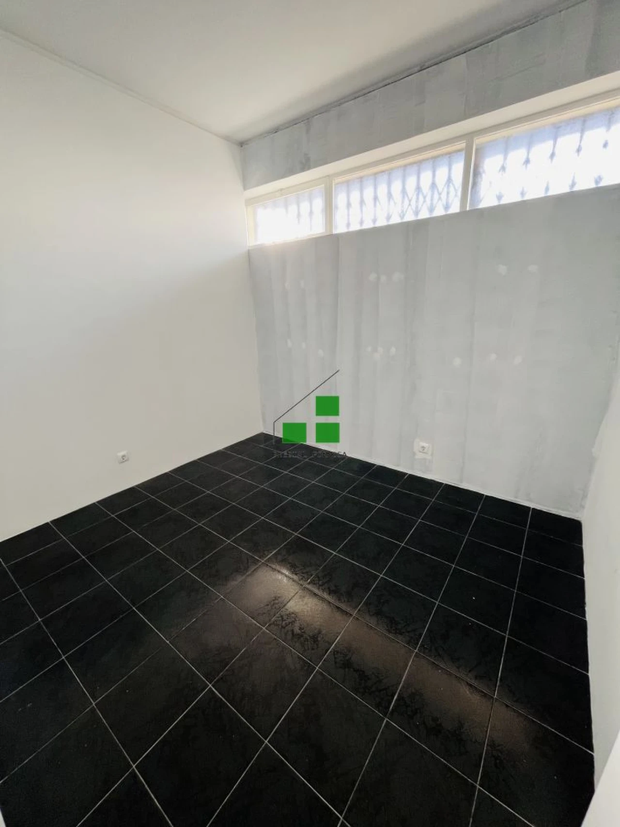 Loja para Arrendamento em Bonfim Foto 6