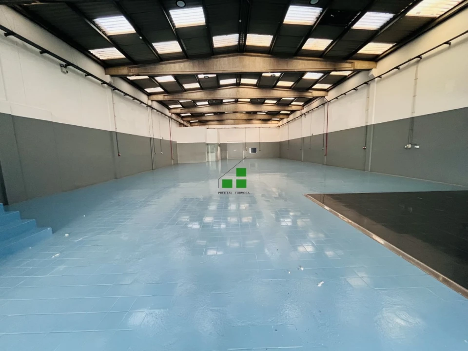 Loja para Arrendamento em Matosinhos e Leça da Palmeira Foto 2