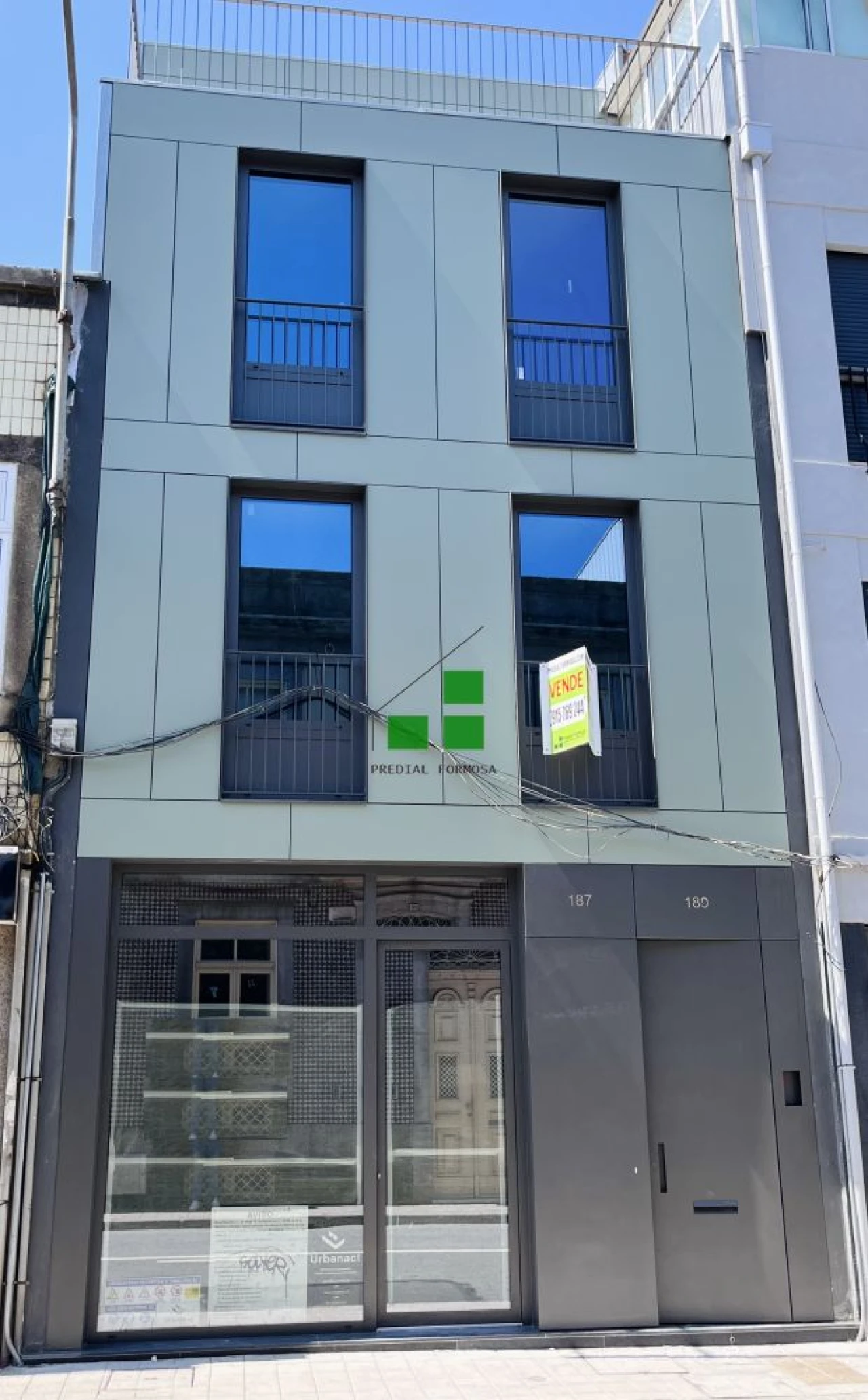 Loja para Arrendamento em Paranhos Foto 4