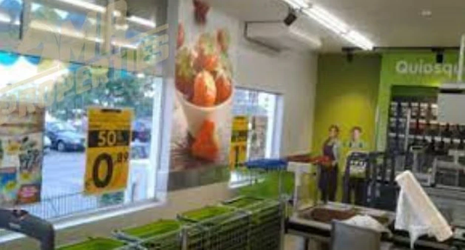 Loja para Venda em Seixal, Arrentela e Aldeia de Paio Pires Foto 1