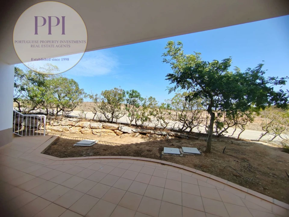 Moradia T4 para Venda em Budens Foto 41