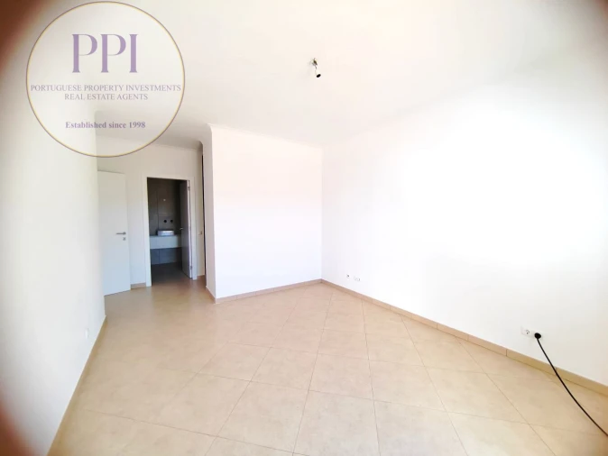 Moradia T4 para Venda em Budens Foto 35