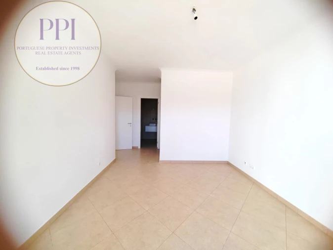 Moradia T4 para Venda em Budens Foto 40