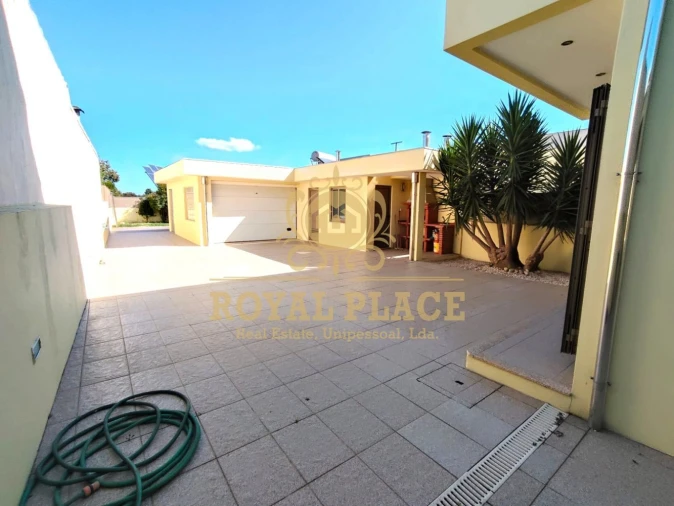 Moradia T3 para Venda em Pedroso e Seixezelo Foto 26