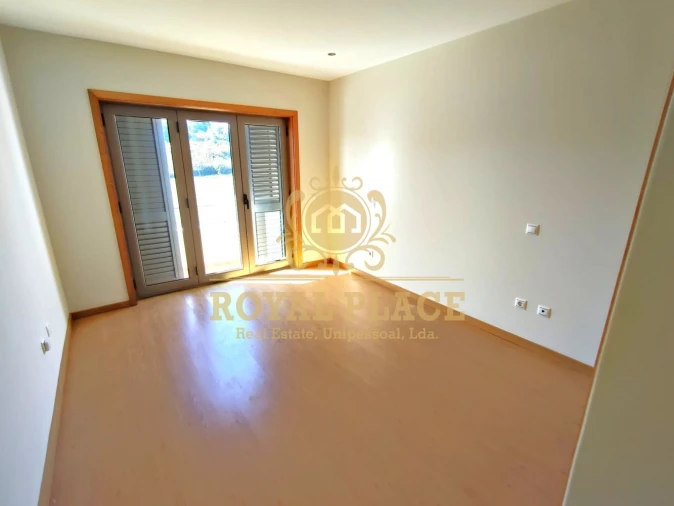 Moradia T3 para Venda em Pedroso e Seixezelo Foto 9