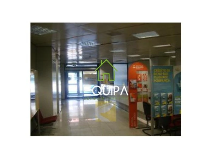 Loja para Venda em Rio Tinto Foto 9