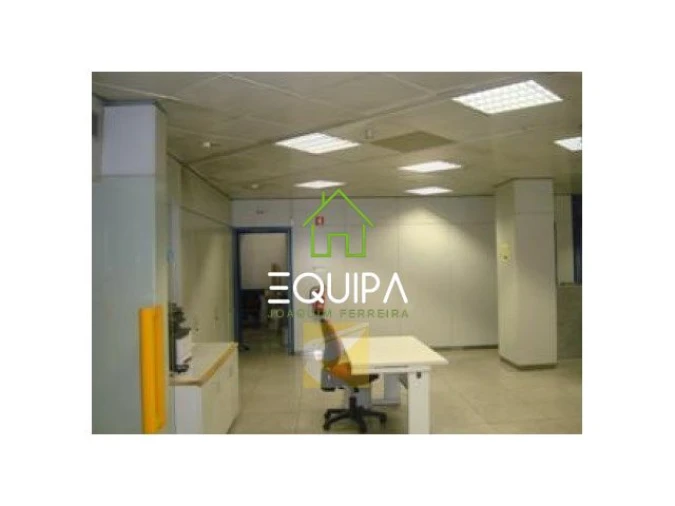 Loja para Venda em Rio Tinto Foto 7