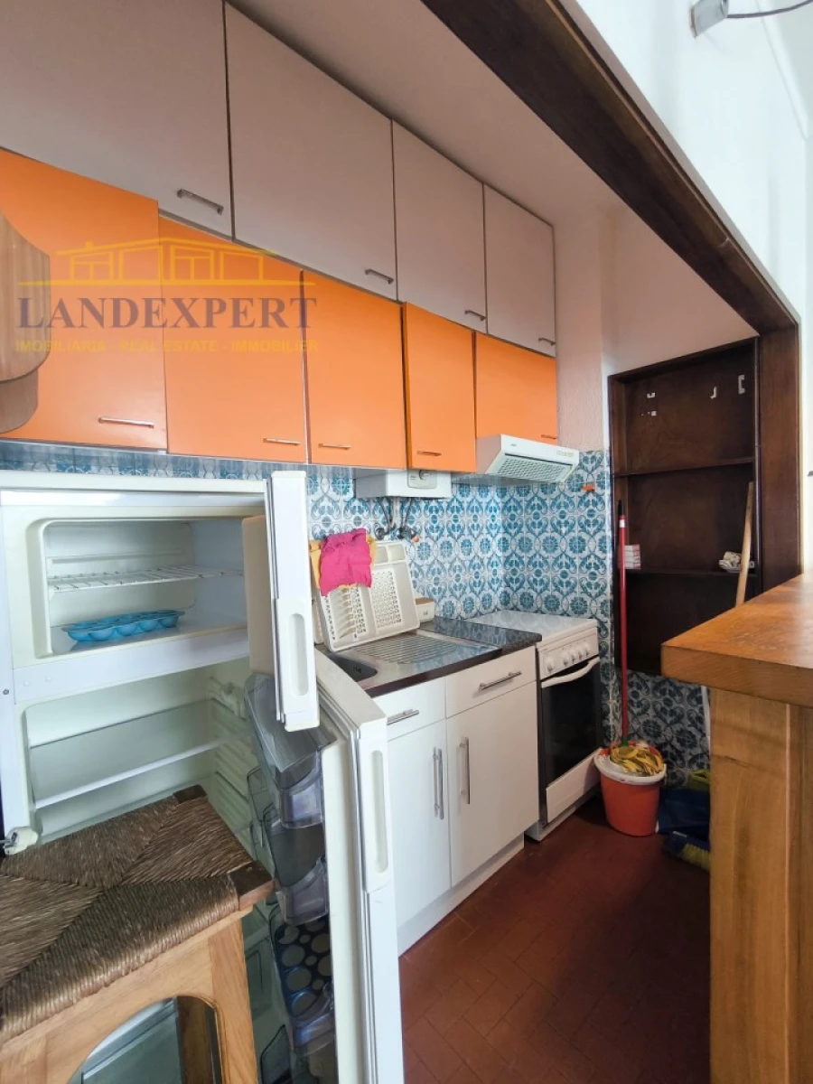 Apartamento T1 para Venda em Armação de Pera Foto 6