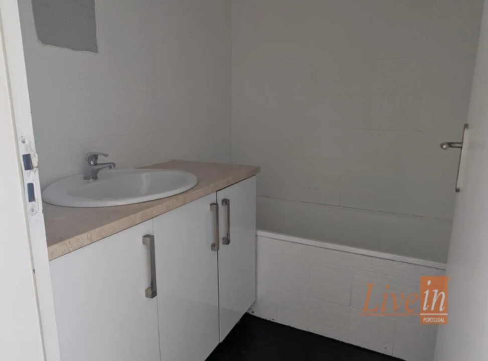 Apartamento T3 para Venda em Aldeia Galega da Merceana e Aldeia Gavinha Foto 10