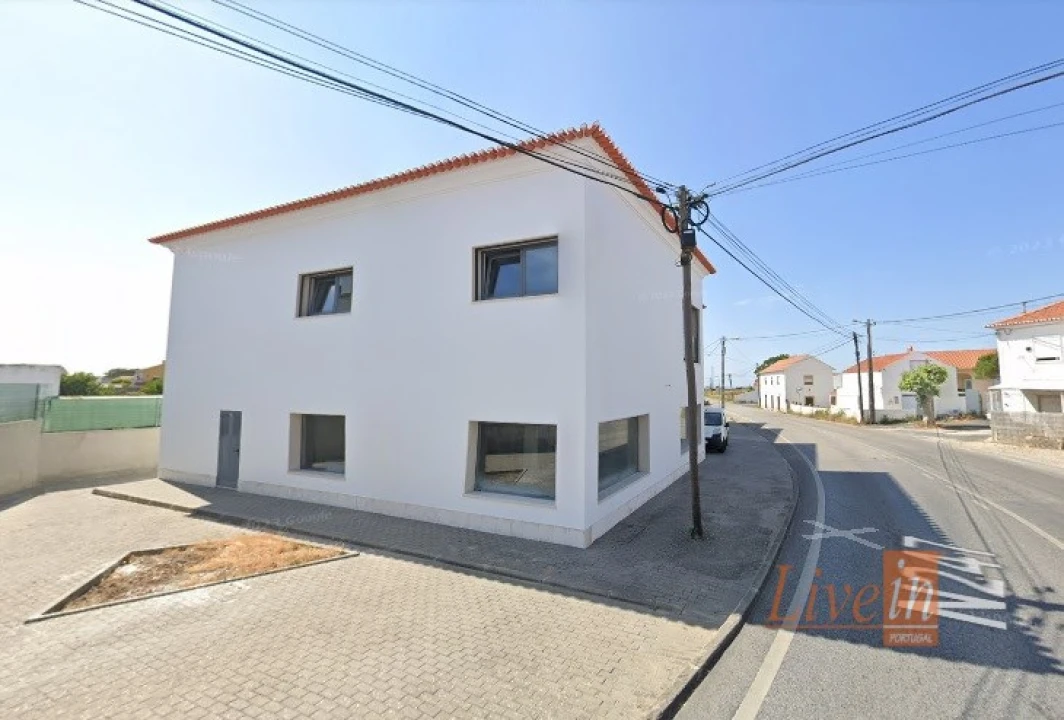 Loja para Venda em Carvoeira Foto 12