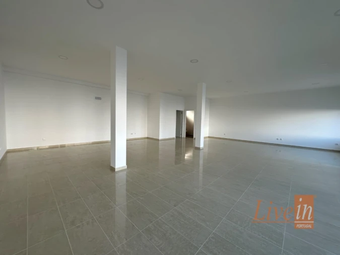 Loja para Venda em Carvoeira Foto 5