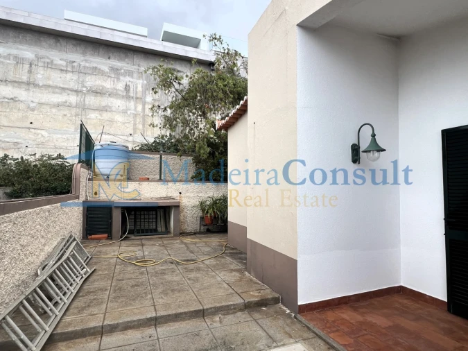 Moradia T4 para Venda em Caniço Foto 17